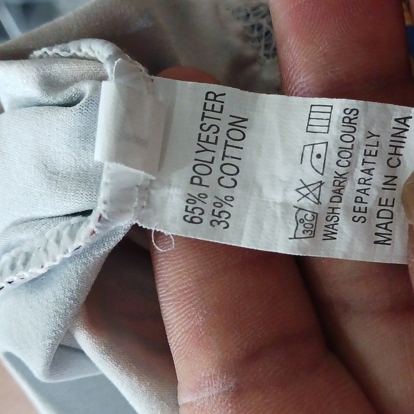 Women's Trendy Graphic Legging Size large. - Picture 12 of 13